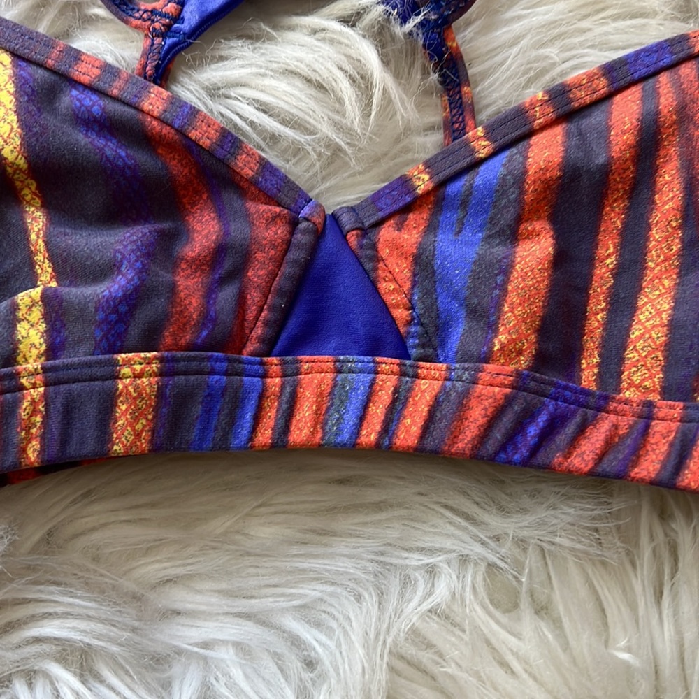 Koral strappy sports bra - Picture 3 of 5